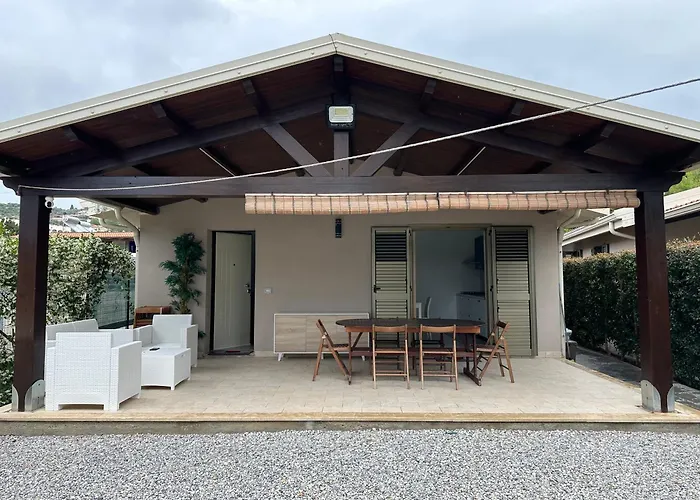 Vadel Marina Willa Zambrone