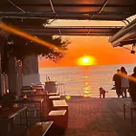 Vadel Marina 잠브로네